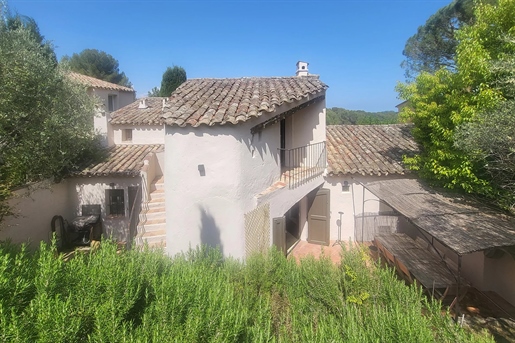 Lovely 4 bed / bathroom house for sale in Castellaras le vieux