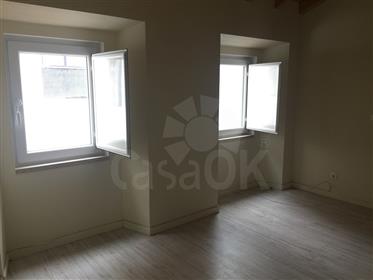 Renovated 2 bedroom apartment with terrace