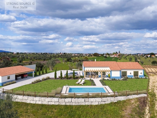 Cosy Farm Ribatejana (under project), set in open countryside, in a plot of 22,560sqm with centenary