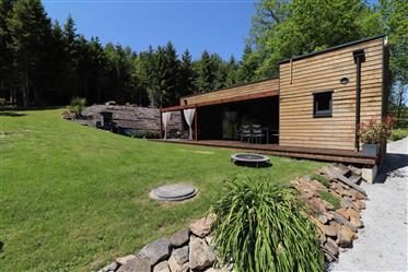 This is an exceptional property within walking distance to the « Lac des Vieilles Forges ».