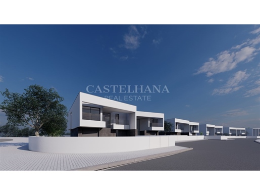 Villa de 4 chambres avec piscine, en construction, à Lagos - Algarve