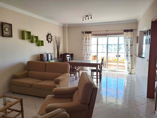 Apartamento de 2 dormitorios en venta en Portimão