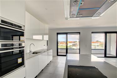 Algarve - Faro - Apartamento T2 Novo para venda, no Patacão