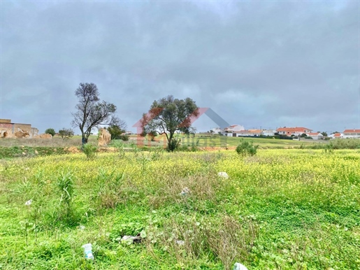 Land for construction of 157 dwellings - Faro