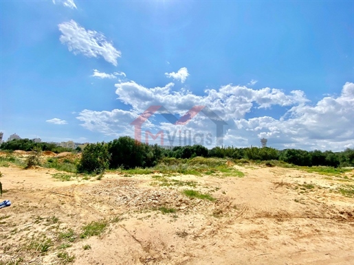 Plot of land of 1.6 hectares for construction of apartments - Olhão