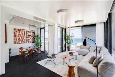 Seafront Exclusive Penthouse