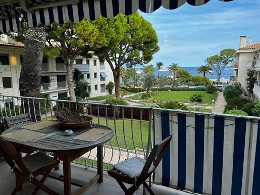 Magnificent sea view apartment in the heart of saint jean cap ferrat + 2 parking space