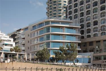 The highest luxury penthouse in tel aviv on the first sea line