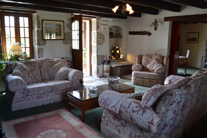 Fully restored 18th cent. Farmhouse + Independent Apartment