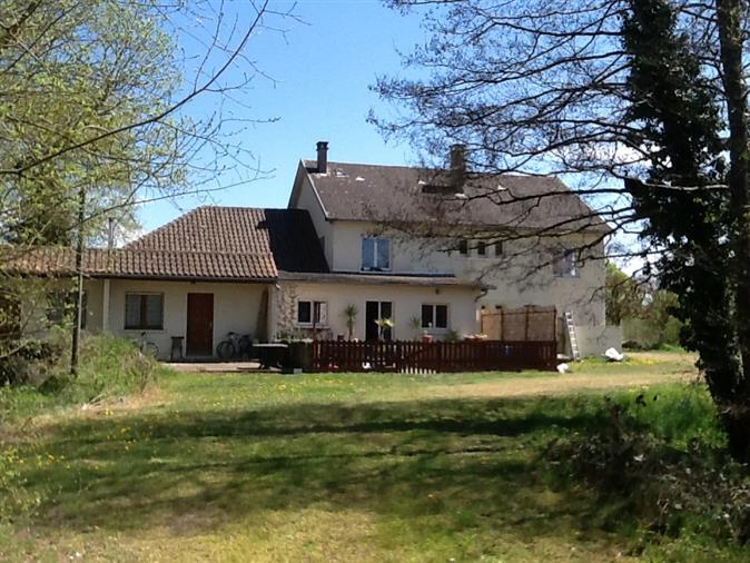 Very Large 5 bedroom house in 5 acres of land with 2 gites and 1.25 acre lake.