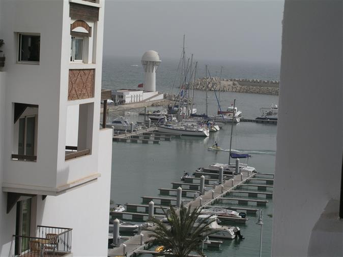 Marina de Agadir - Marrocos, muito bom apartamento de 79 m 2, vendida mobilada, acesso directa praia