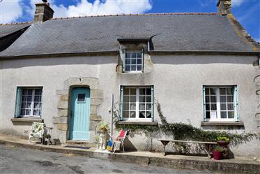 Longere, habitable house, countryside and sea, 3 bedrooms and garden southern Brittany