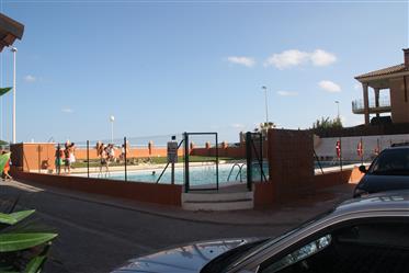 Apartment Nules (Castellón), large, in first-line of beach and pools
