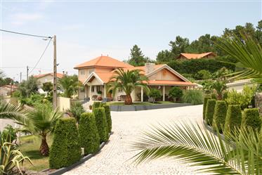 Unique 220m2 quality build villa on total 4200m2 private plot