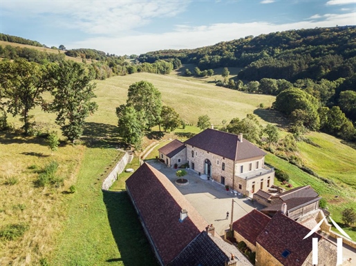 2 hectare estate, near Beaune. Perfect quality.