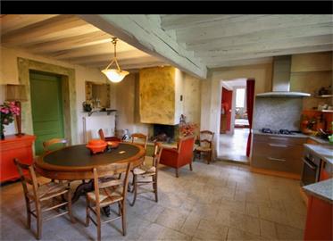 Beautiful farmhouse in Lauragais with views of the Pyrenees