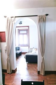 Appartamento di 4 camere da letto, centro di Lisbona