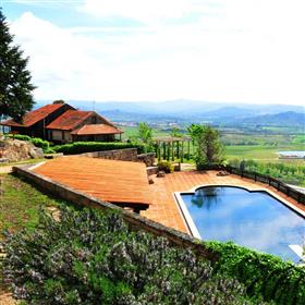 Cordillera 245-Hectare, unidad de turismo rural y casa en venta en el centro de Portugal